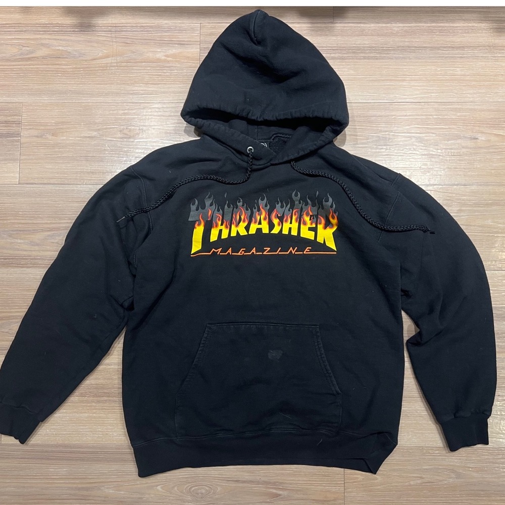 Thrasher Magazine Hoodie Flame Logo Graphic Pullover Black Small